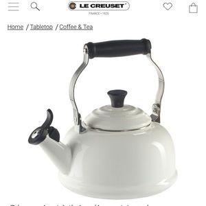 Le Creuset Classic Whistling Kettle